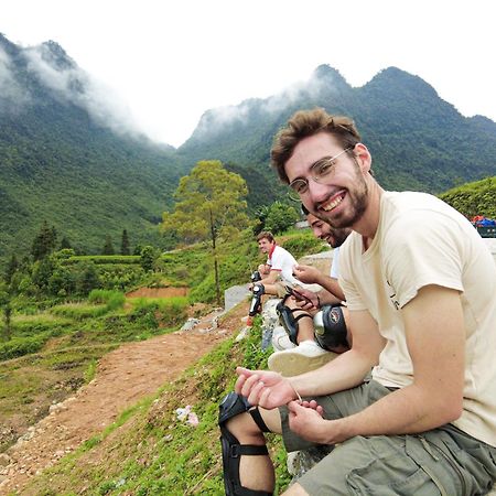 Lazy Cat Homestay - Motorbikes Rental & Tours ห่าซาง ภายนอก รูปภาพ